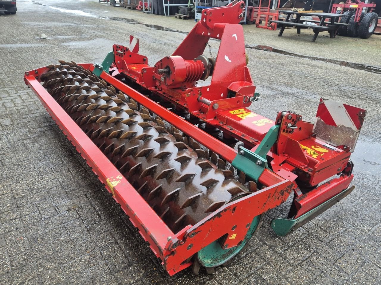 Zinkenrotor (Ackerbau) типа Kverneland NGH 301, Gebrauchtmaschine в Halle (Фотография 1)