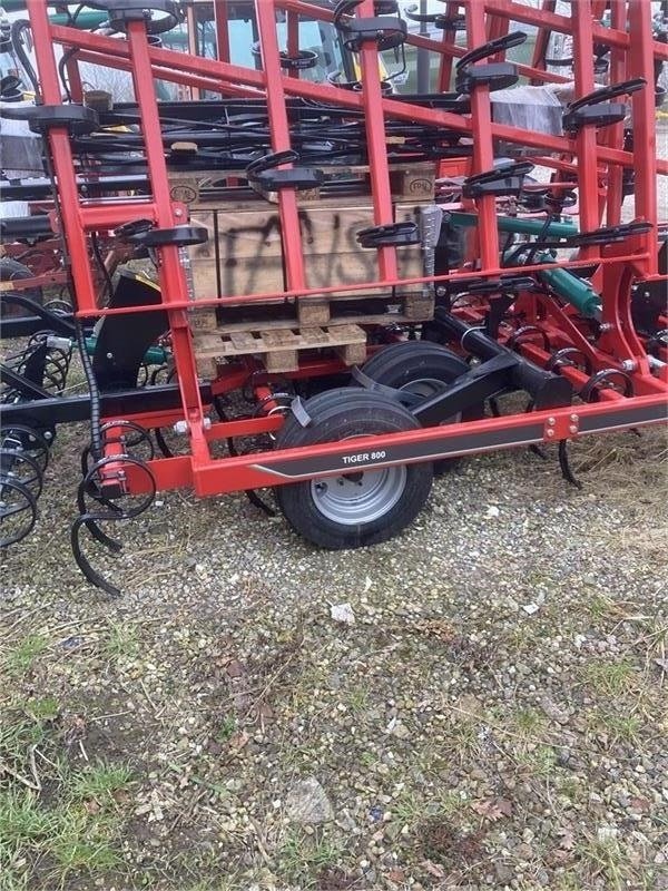 Zinkenrotor (Ackerbau) des Typs Kverneland TIGER 800 MED ROTORSMULDER, Gebrauchtmaschine in Mern (Bild 3)