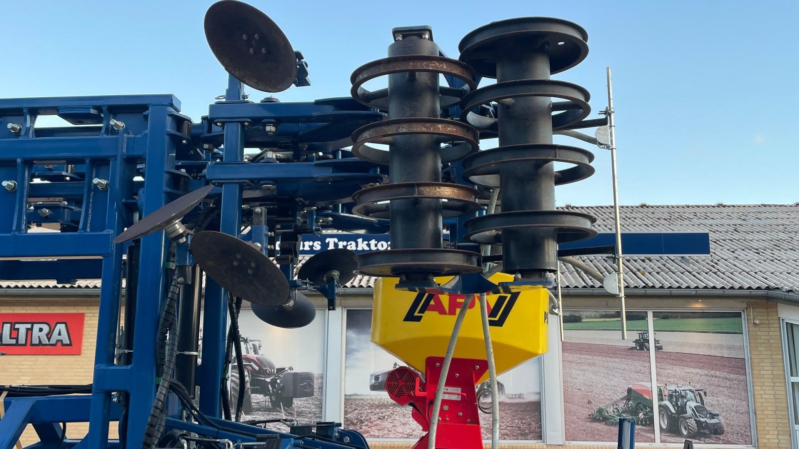 Zinkenrotor (Ackerbau) типа Rolmako U-436, Gebrauchtmaschine в Nimtofte (Фотография 4)