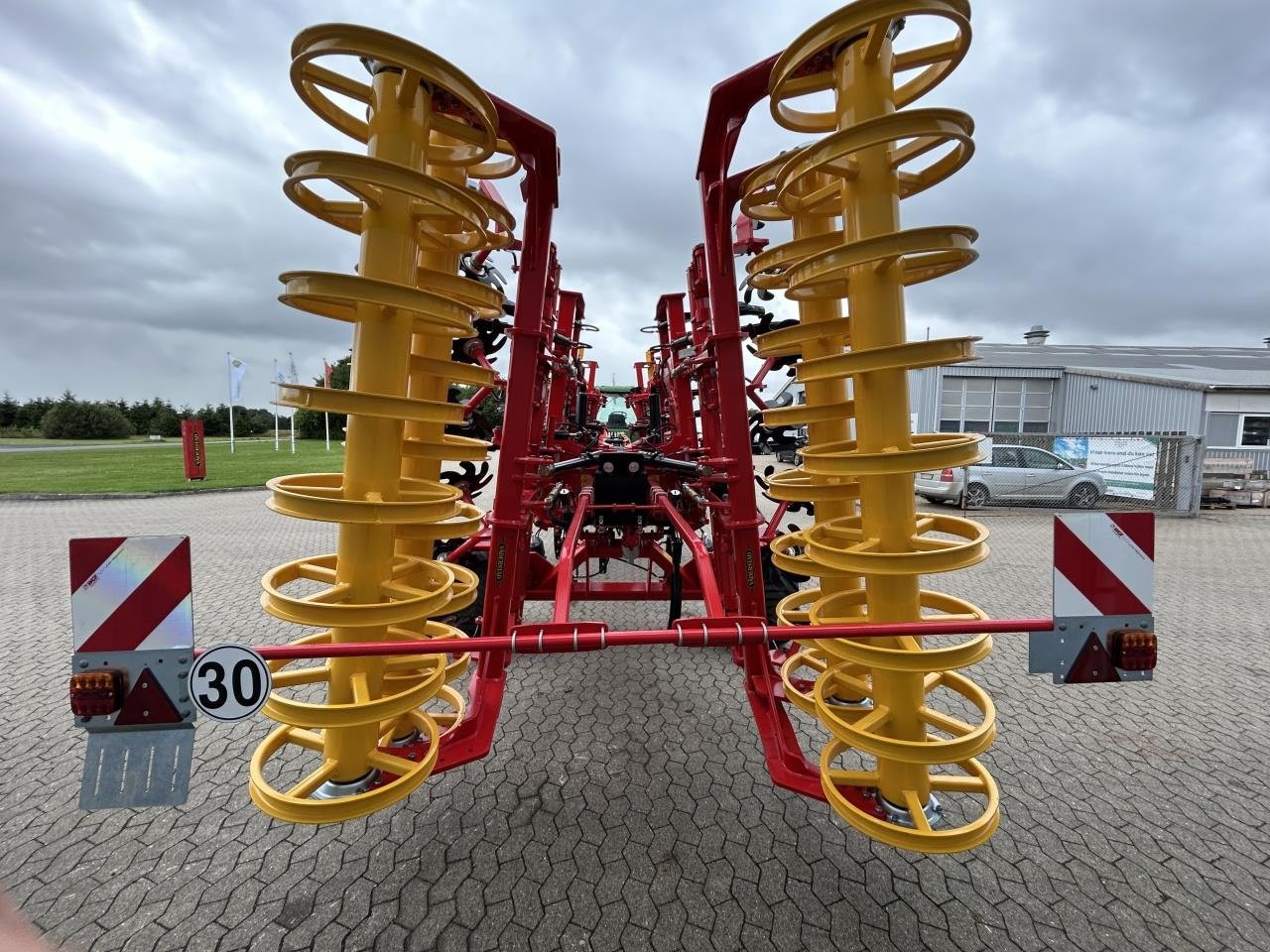 Zinkenrotor (Ackerbau) des Typs Väderstad TOPDOWN 500, Gebrauchtmaschine in Brønderslev (Bild 11)