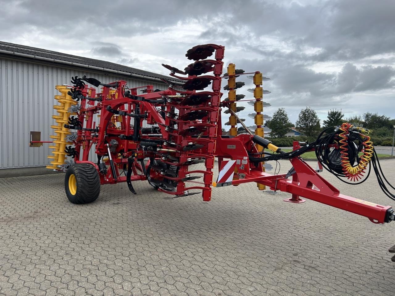 Zinkenrotor (Ackerbau) des Typs Väderstad TOPDOWN 500, Gebrauchtmaschine in Brønderslev (Bild 2)