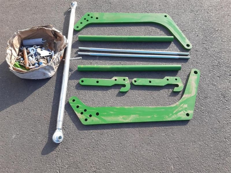 Zubehör Bestell-/Pflegemaschinen des Typs Amazone ZUB. VERSTELLB. ANKUPPELTEILE, Neumaschine in Grimma (Bild 2)