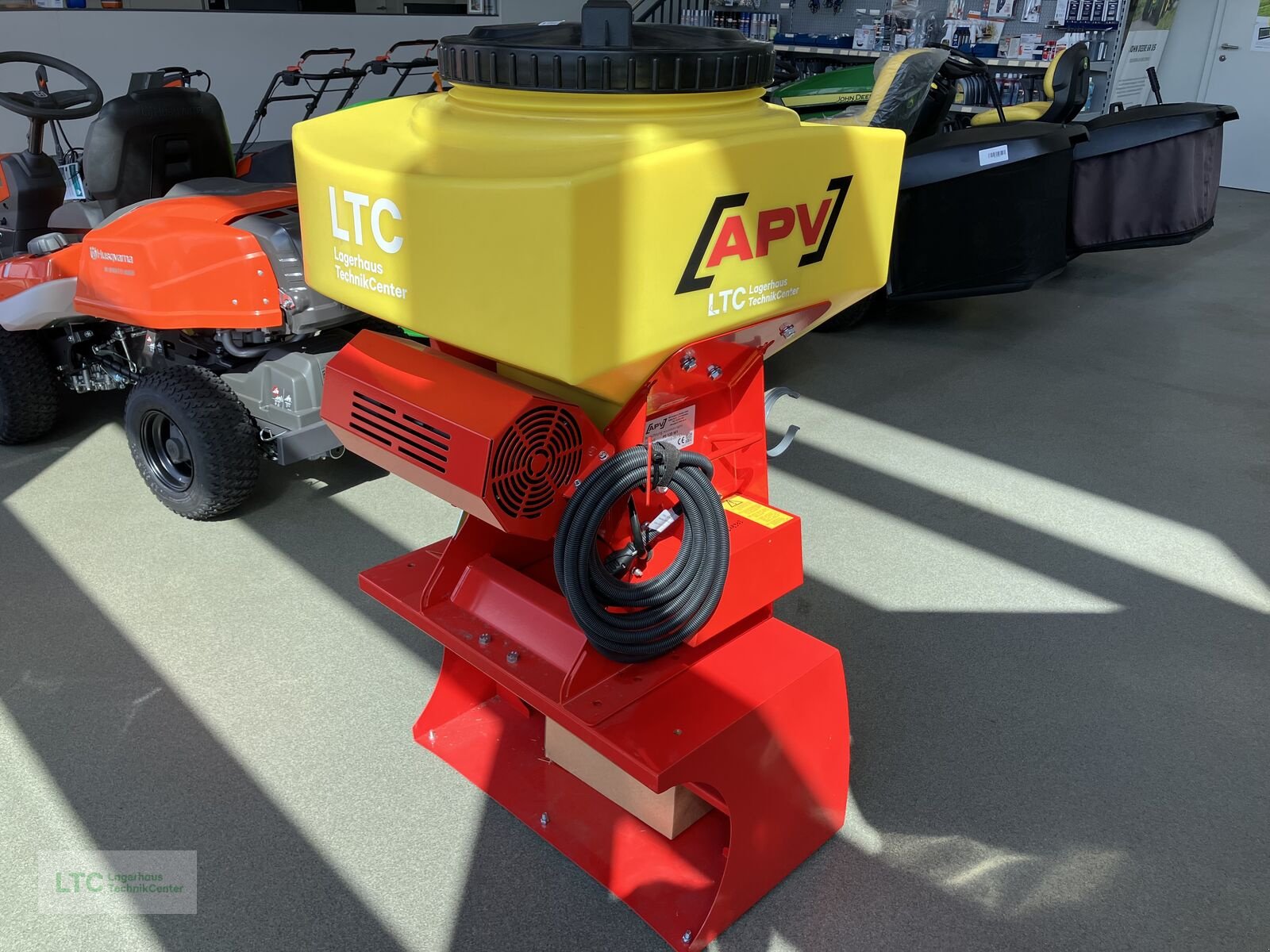 Zubehör Bestell-/Pflegemaschinen typu APV PS 120 M1 Pneumatisches Sähgerät, Neumaschine v Redlham (Obrázek 1)