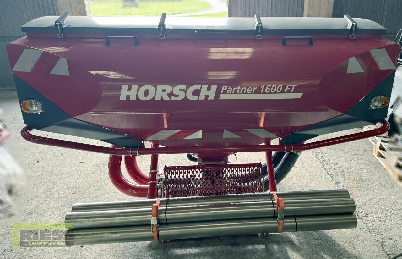 Zubehör Bestell-/Pflegemaschinen des Typs Horsch PARTNER 1600 FT  Fronttank, Neumaschine in Homberg/Ohm - Maulbach (Bild 11)