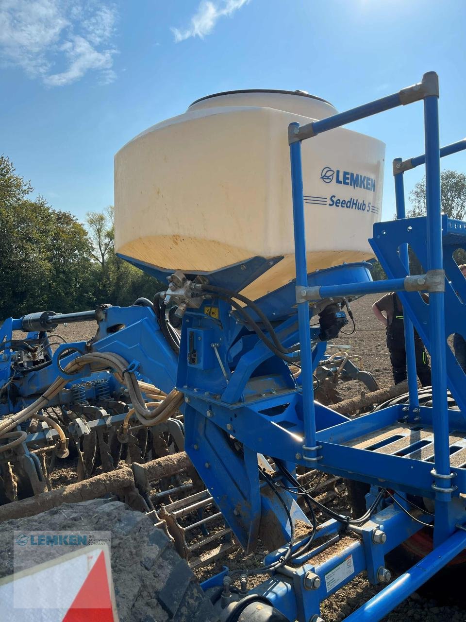 Zubehör Bestell-/Pflegemaschinen typu Lemken SeedHub 5/500 Zwischenfruchtstreuer, Gebrauchtmaschine v Saulheim (Obrázek 2)