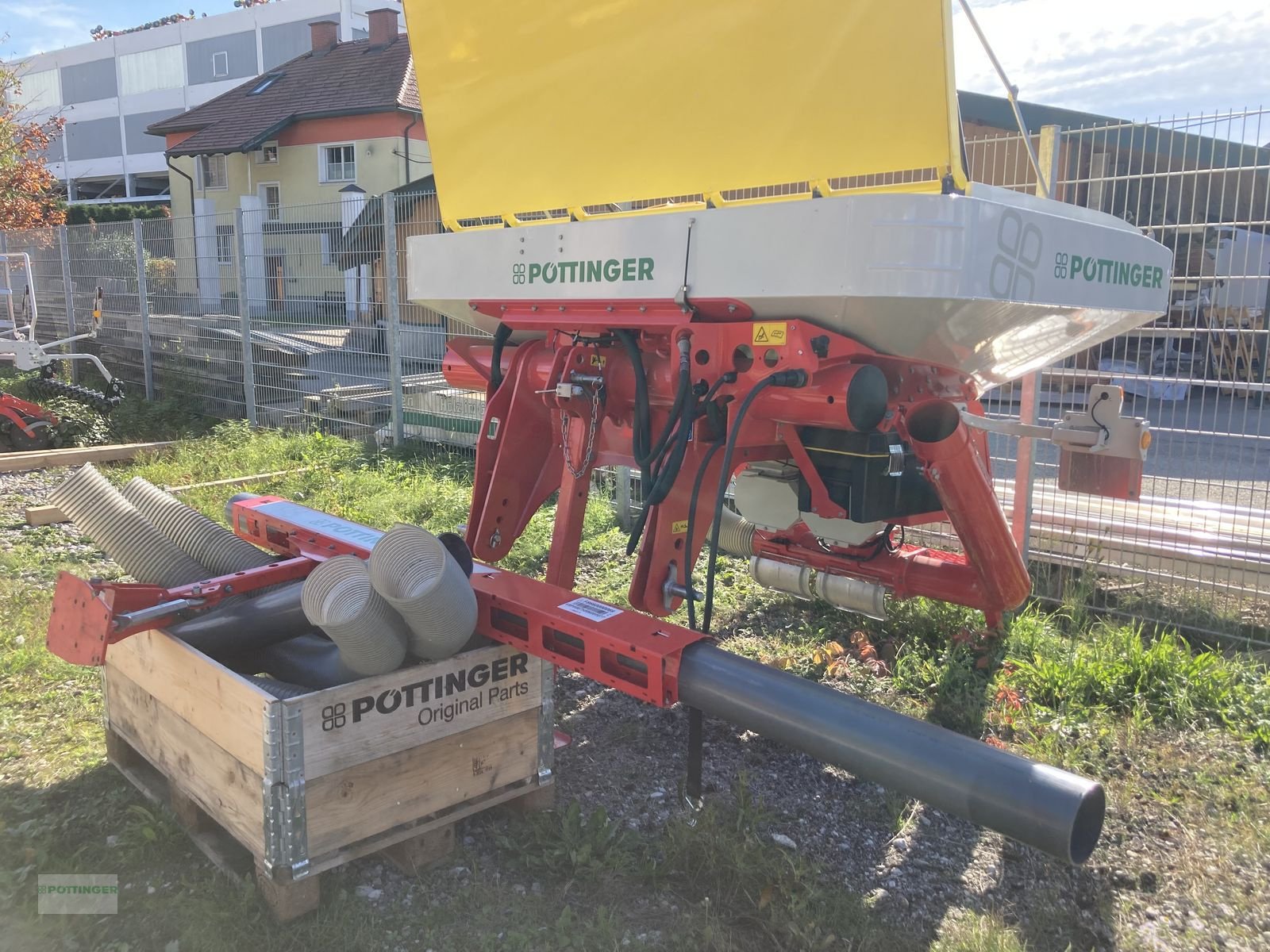 Zubehör Bestell-/Pflegemaschinen του τύπου Pöttinger Pöttinger AMICO F Fronttank, Gebrauchtmaschine σε Grieskirchen (Φωτογραφία 5)