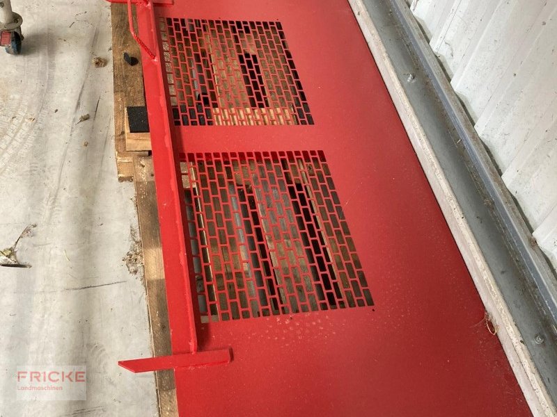 Zubehör Transporttechnik des Typs Krampe Frontwand zum Silageaufsatz, Neumaschine in Bockel - Gyhum (Bild 1)
