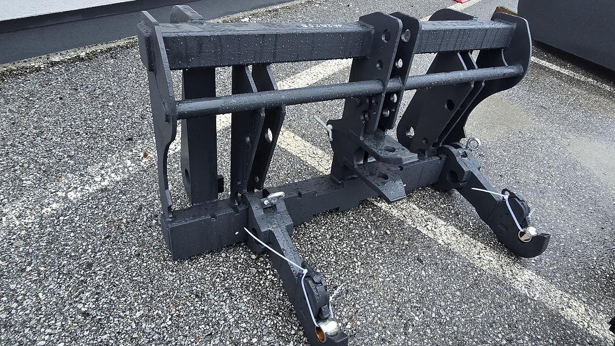 Zubehör του τύπου Big Dutchman Adapter Claas Scorpio auf Dreipunkt, Neumaschine σε Göpfritz an der Wild (Φωτογραφία 1)
