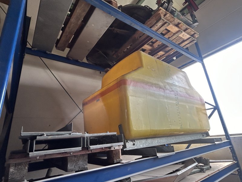 Zubehör van het type GFK Tank 2900l NEU, Neumaschine in Sallach (Foto 1)