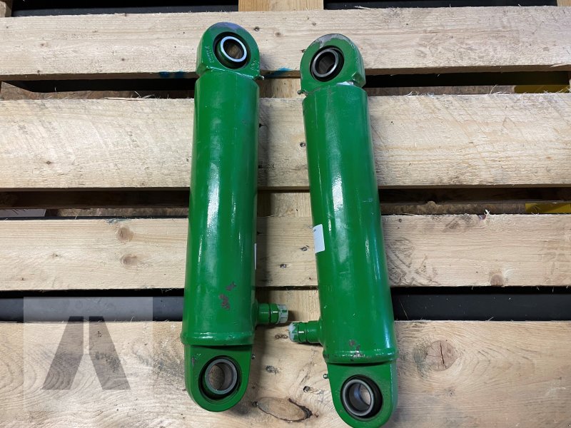 Zubehör typu John Deere Hubzylinder, Gebrauchtmaschine v Eggenfelden (Obrázek 1)