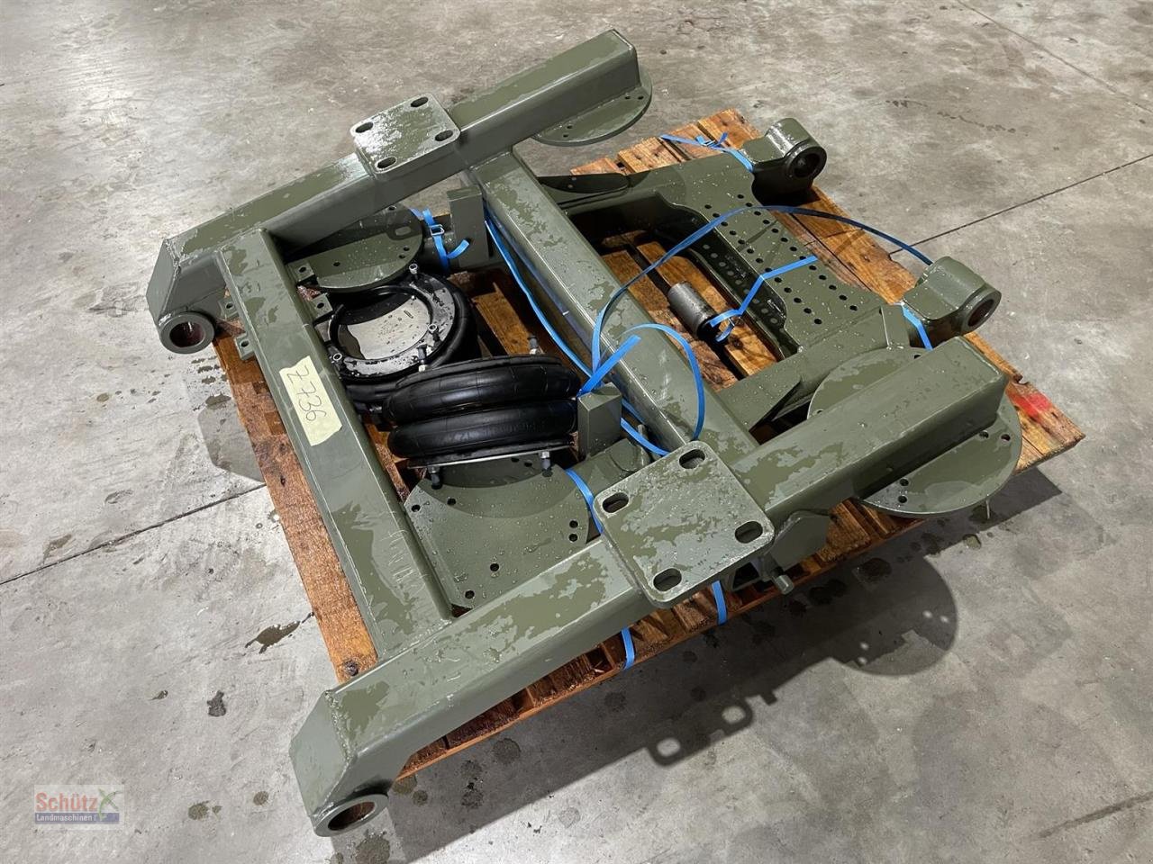 Zubehör des Typs Tecnoma Tecnoma Fortis Fahrwerk, Gebrauchtmaschine in Schierling (Bild 2)