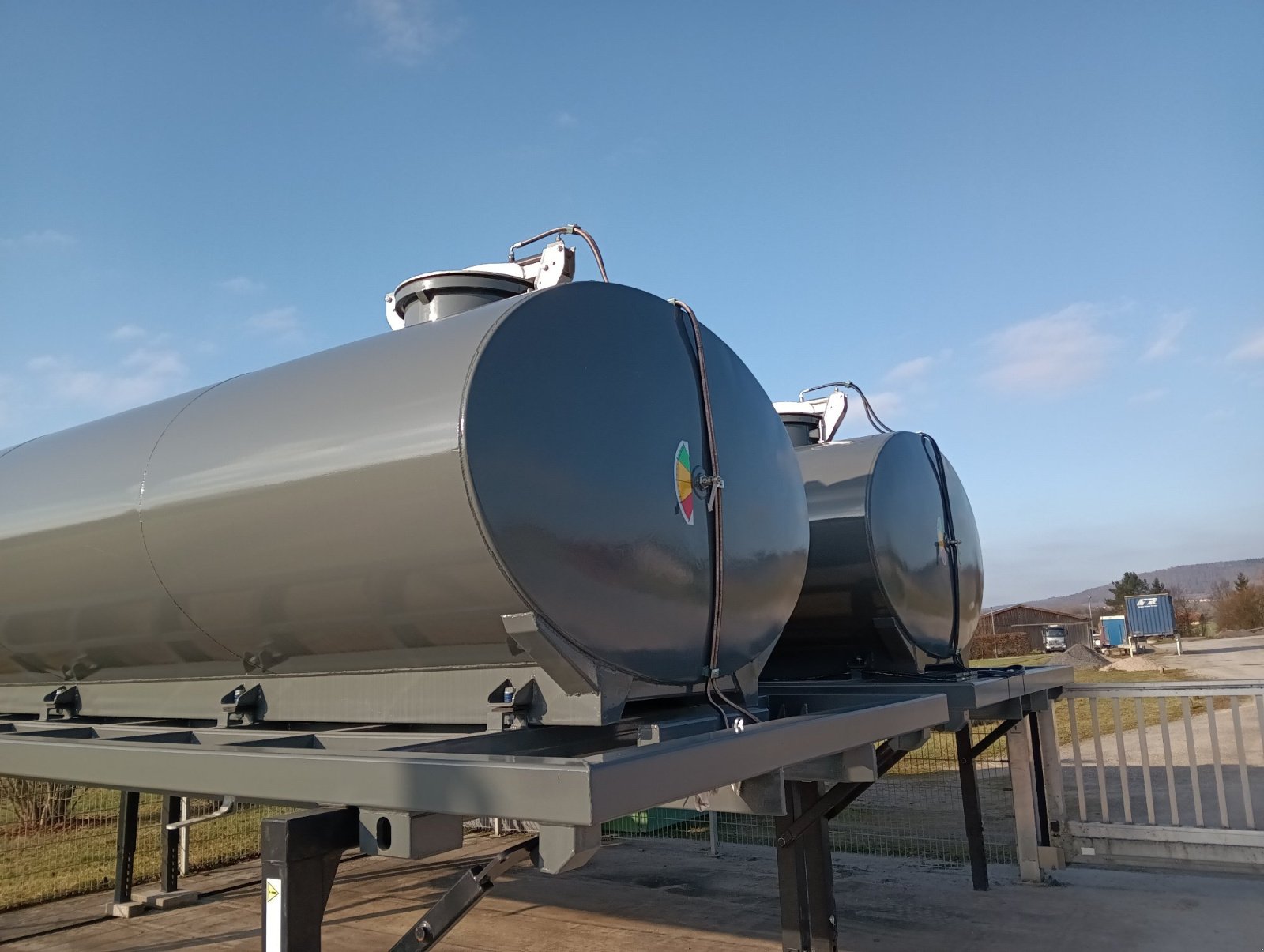 Zubringerfaß Türe ait BDF Güllezubringer, Wasserfaß 16000 l, Neumaschine içinde Tamm (resim 2)