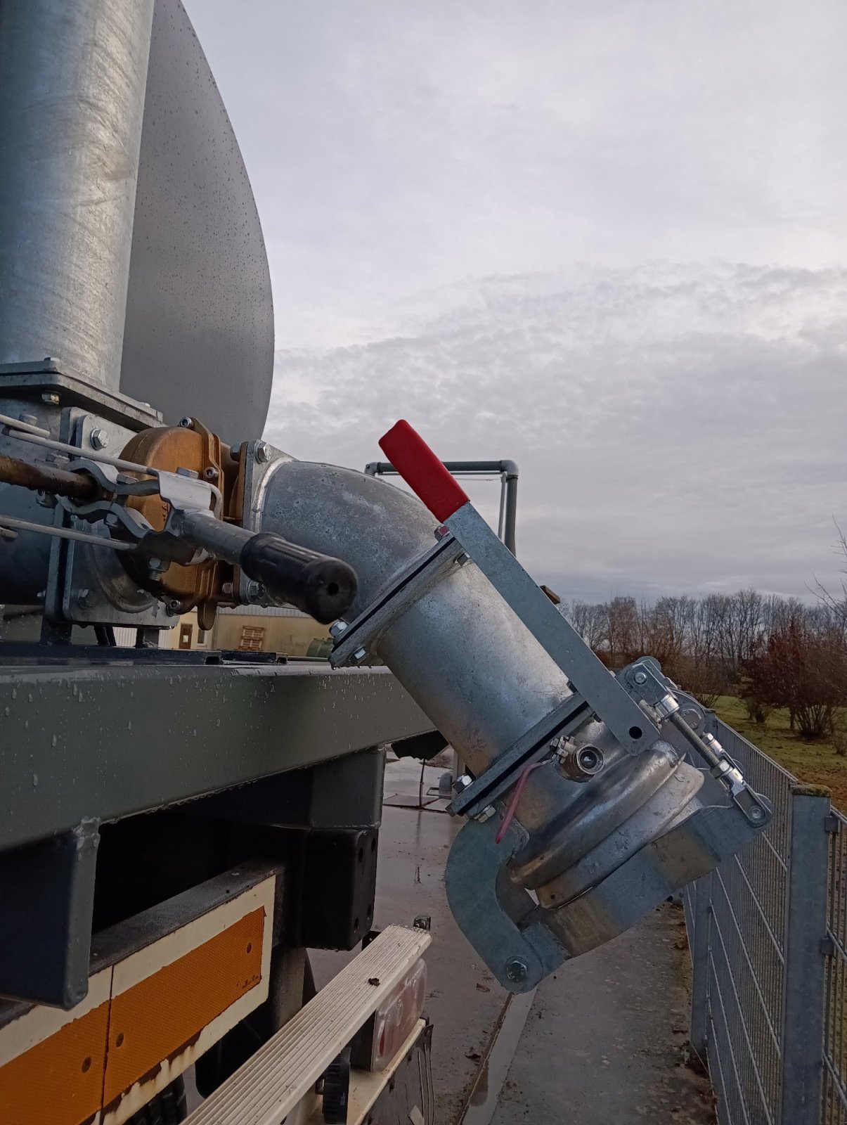 Zubringerfaß Türe ait BDF Güllezubringer, Wasserfaß 16000 l, Neumaschine içinde Tamm (resim 12)