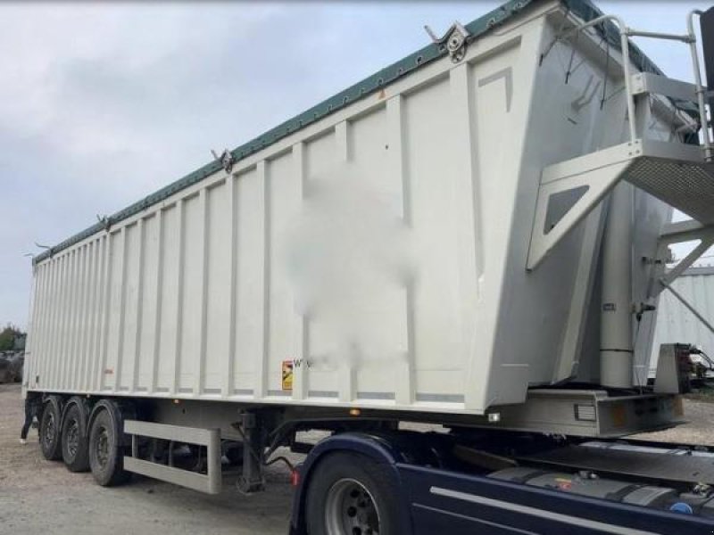 Zubringerfaß del tipo Benalu CEREALIERE 68m3, Gebrauchtmaschine en Bourron Marlotte (Imagen 2)