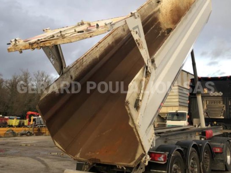 Zubringerfaß tip Benalu SANS BÂCHE essieu relevable, Gebrauchtmaschine in Bourron Marlotte (Poză 1)