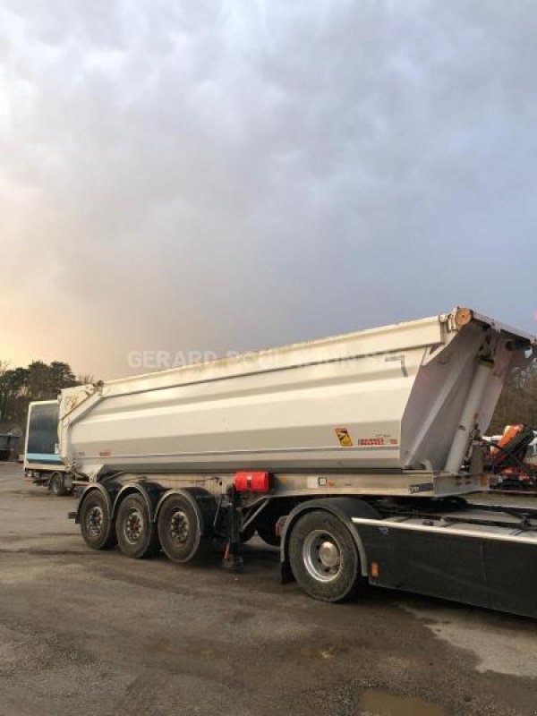 Zubringerfaß типа Benalu SANS BÂCHE essieu relevable, Gebrauchtmaschine в Bourron Marlotte (Фотография 2)