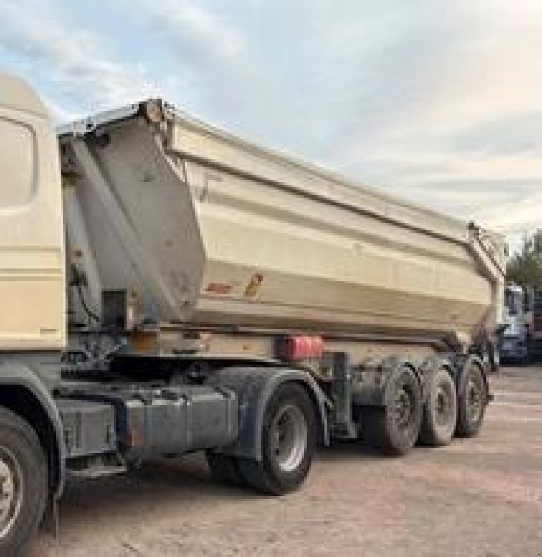 Zubringerfaß tip Benalu SANS BÂCHE essieu relevable, Gebrauchtmaschine in Bourron Marlotte (Poză 8)