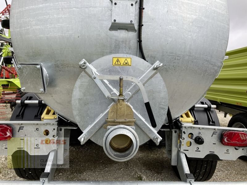 Zubringerfaß des Typs Fliegl FW 16000 ROAD X LINE, Neumaschine in Breitenbrunn (Bild 8)