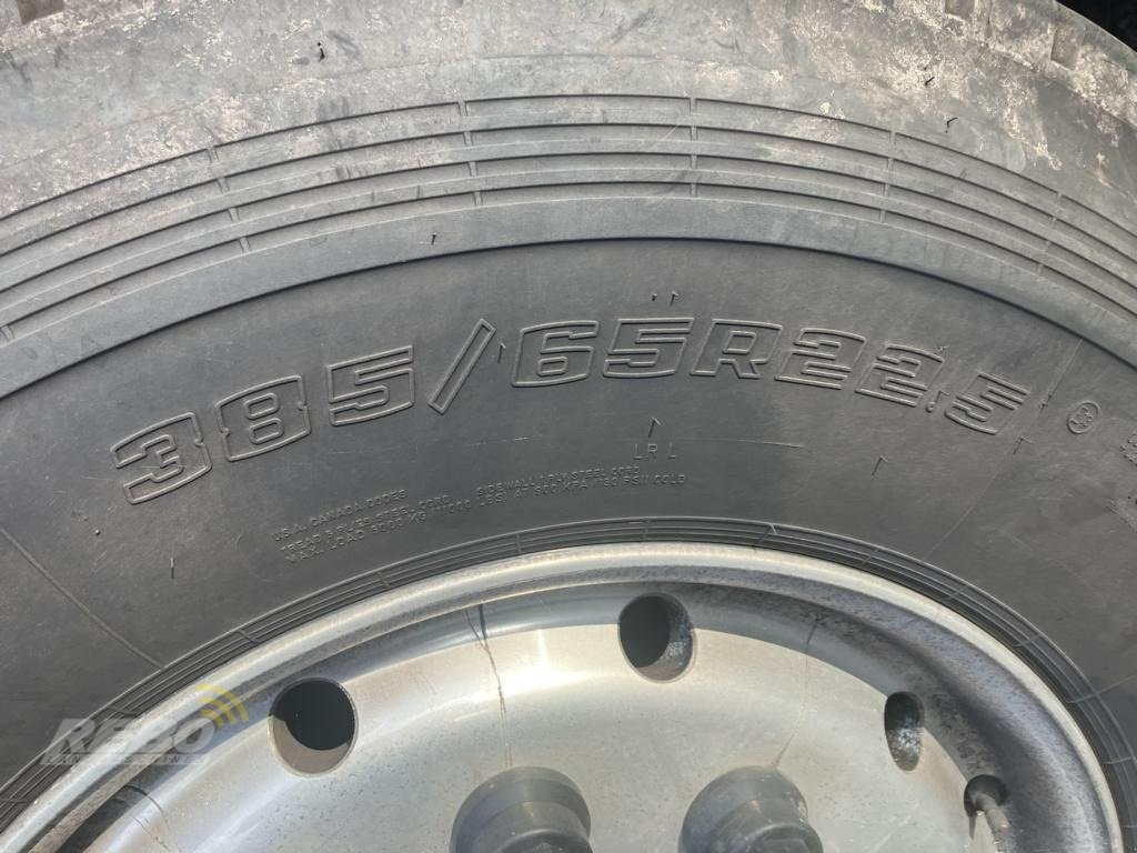 Zubringerfaß des Typs Fliegl STF 27500 TRUCK-LINE, Neumaschine in Neuenkirchen-Vörden (Bild 10)