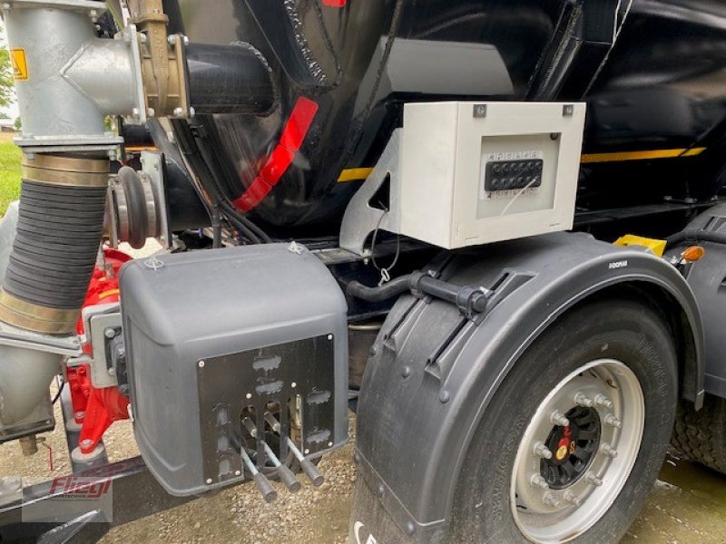 Zubringerfaß des Typs Fliegl STF 30000l Dreiachs Truck-Line, Gebrauchtmaschine in Mühldorf (Bild 7)