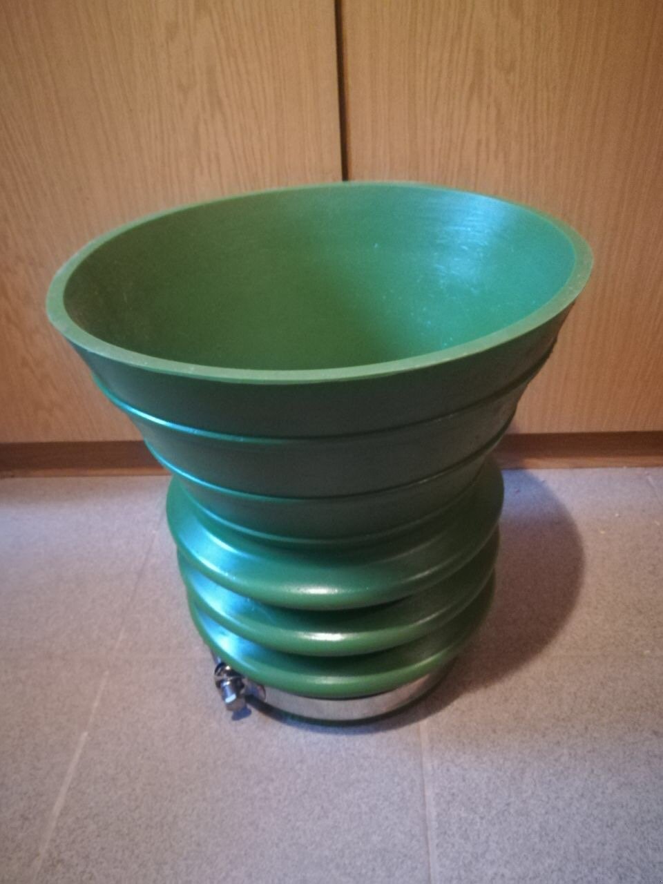 Zubringerfaß des Typs Hofer !! Überladerohr !! Überladegalgen Güllezubringer Zubringer Güllefass Zubringerfaß Pumpfass, Neumaschine in Bad Birnbach (Bild 6)