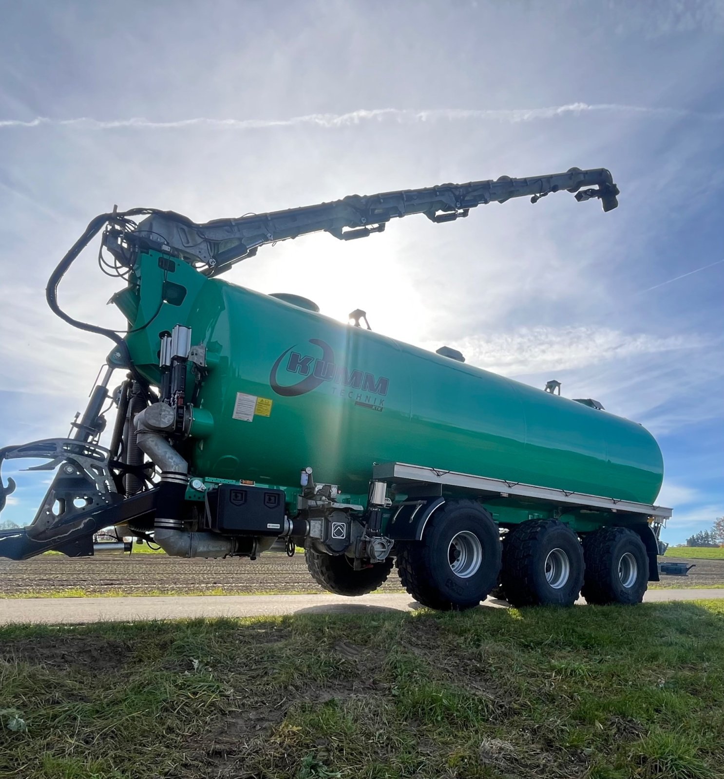Zubringerfaß des Typs KUMM Technik KTK 30 Tridem 2024 Zubringer Transportfass Güllefass (Wienhoff Kotte Samson Briri Stapel Annaburger), Gebrauchtmaschine in Pegau (Bild 1)