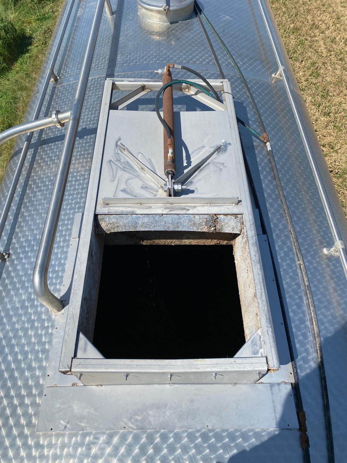 Zubringerfaß типа langfeld Tankanhänger, Gebrauchtmaschine в Holzheim - Bergendorf (Фотография 4)