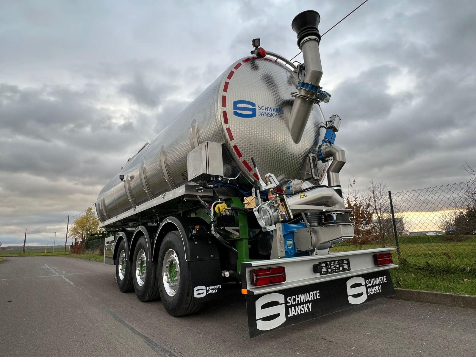 Zubringerfaß типа Schwarte Jansky Güllezubringer 30m³ Agrarliner, Neumaschine в Emsdetten (Фотография 3)