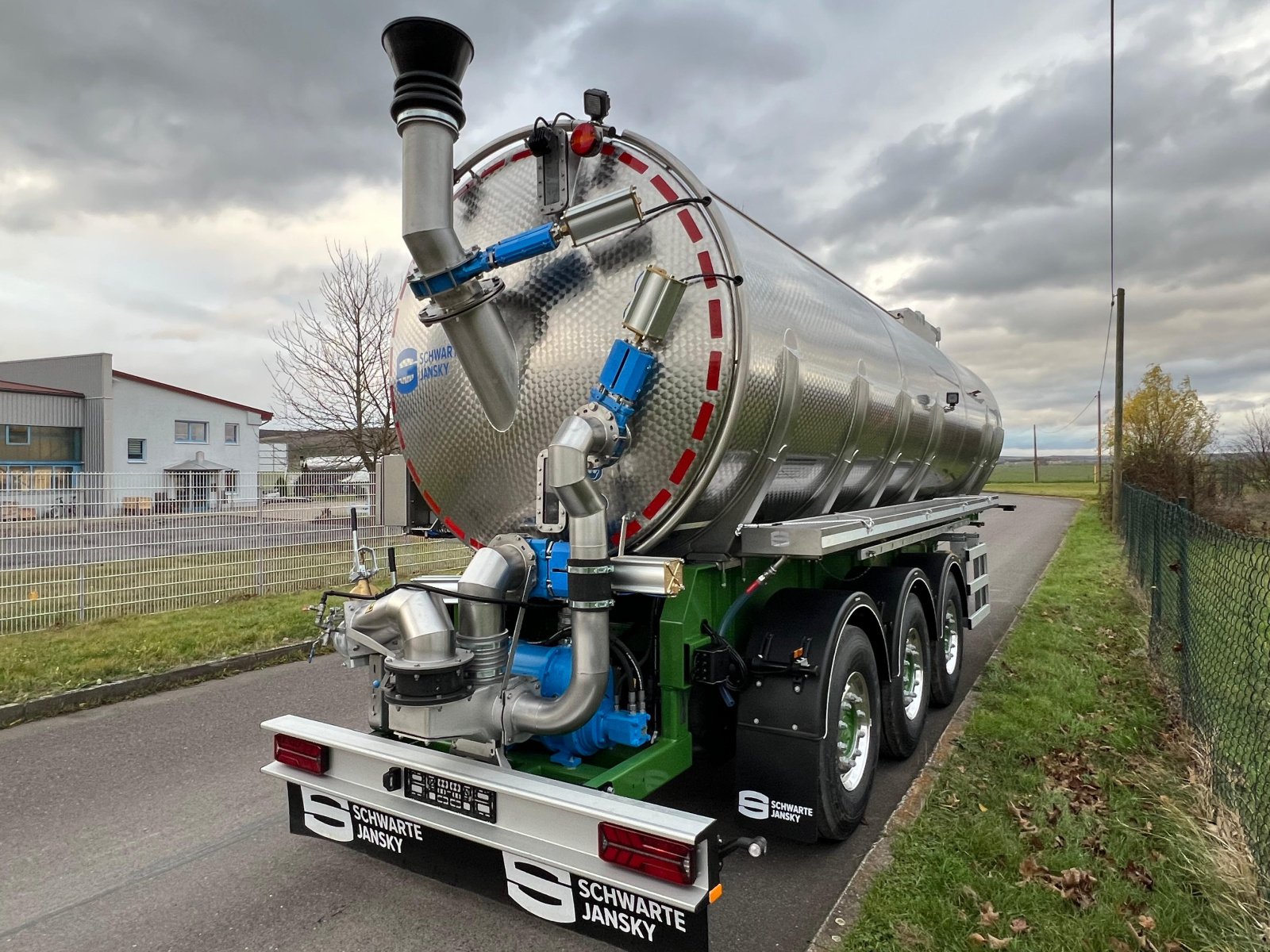 Zubringerfaß typu Schwarte Jansky Schwarte Jansky Güllezubringer 30m³ Agrarliner, Neumaschine v Emsdetten (Obrázek 3)