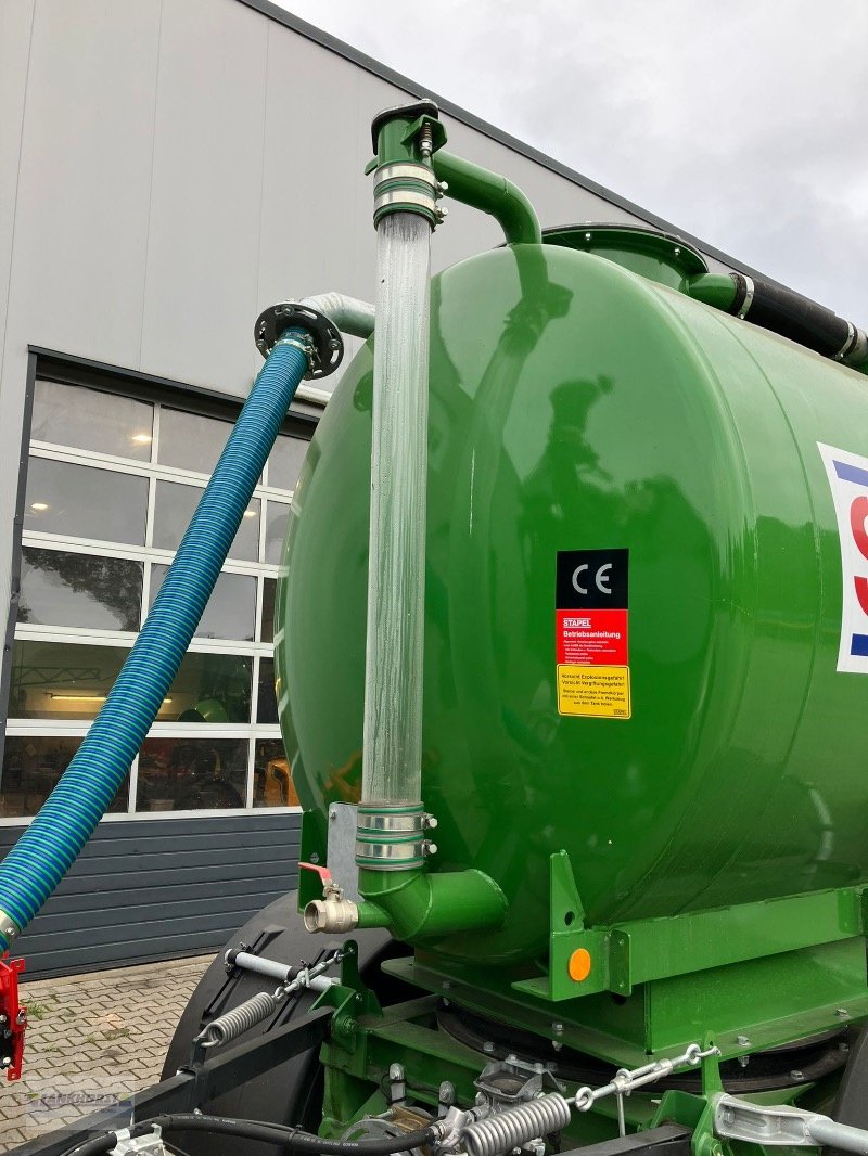 Zubringerfaß des Typs Stapel VT 12.000l Drehschemmel+VT 14.000l Vakuumfaß, Neumaschine in Berne (Bild 8)