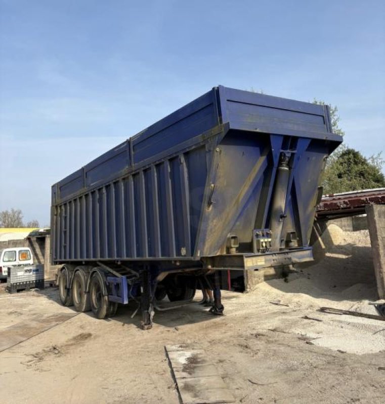 Zubringerfaß tip Stas céréalière, Gebrauchtmaschine in Bourron Marlotte (Poză 1)