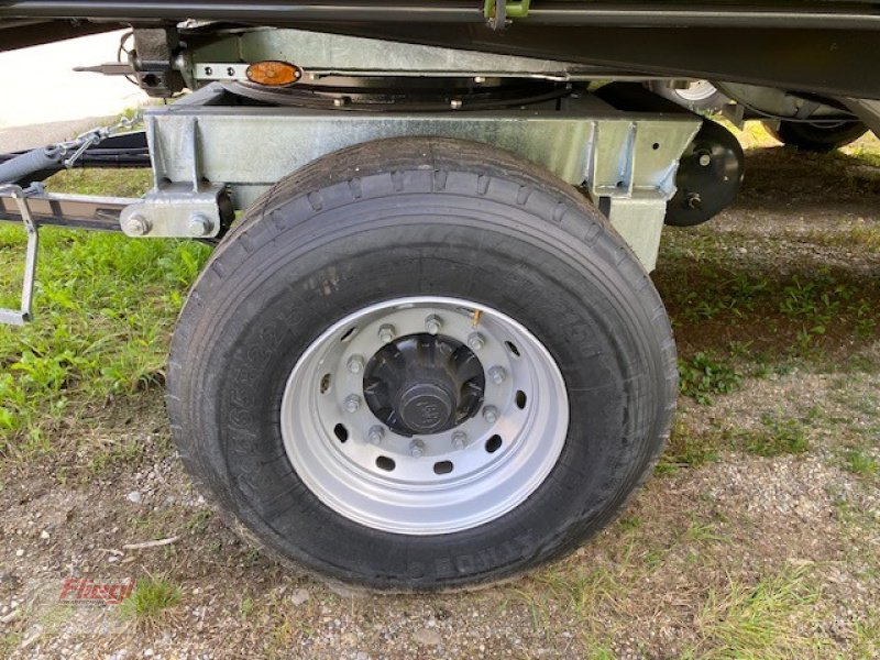 Zweiachskipper des Typs Fliegl DK 180 XL Fox, Neumaschine in Mühldorf (Bild 5)