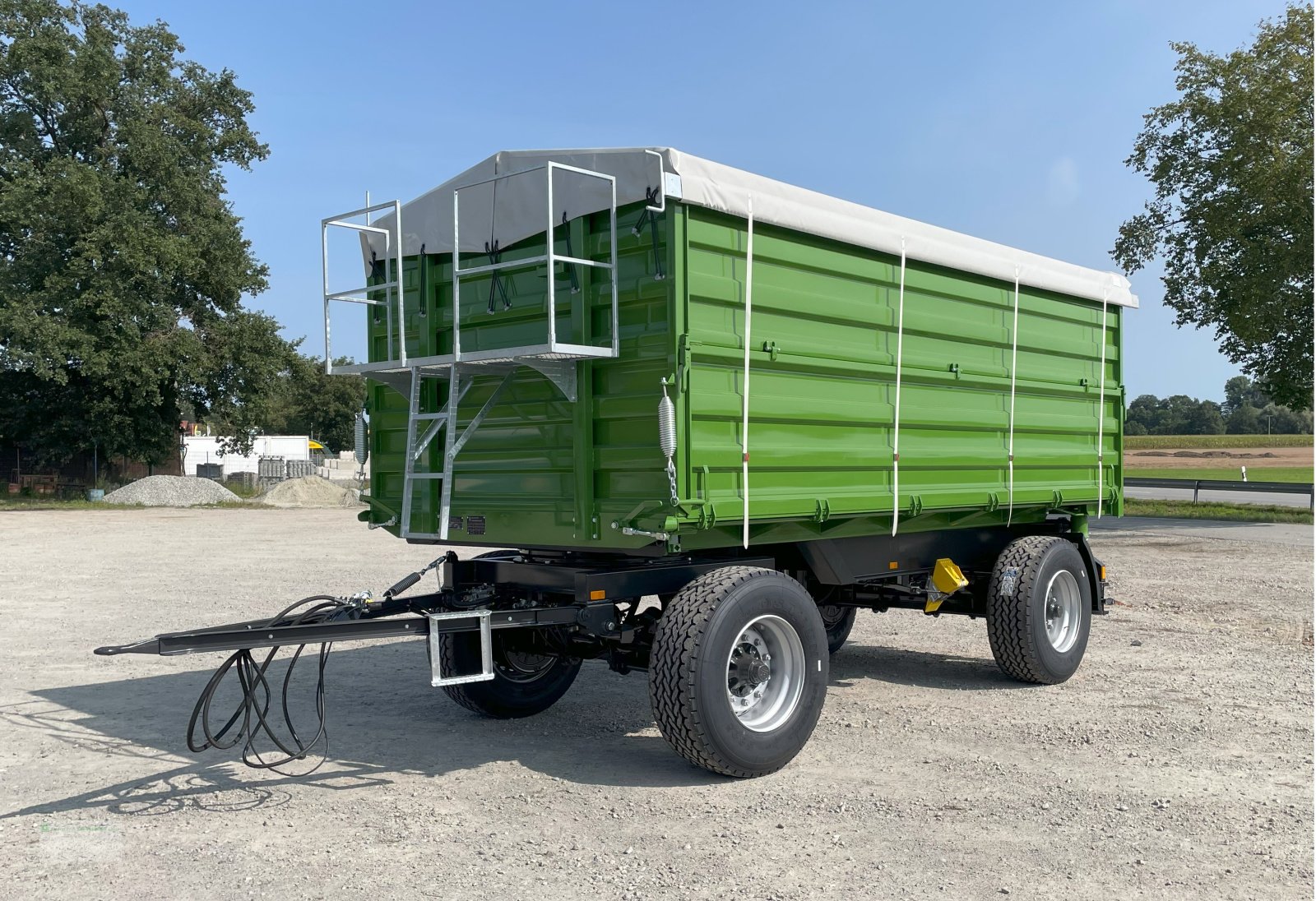 Zweiachskipper des Typs Grabmeier 18 t Zweiachs- Dreseitenkipper, Neumaschine in Reisbach (Bild 7)