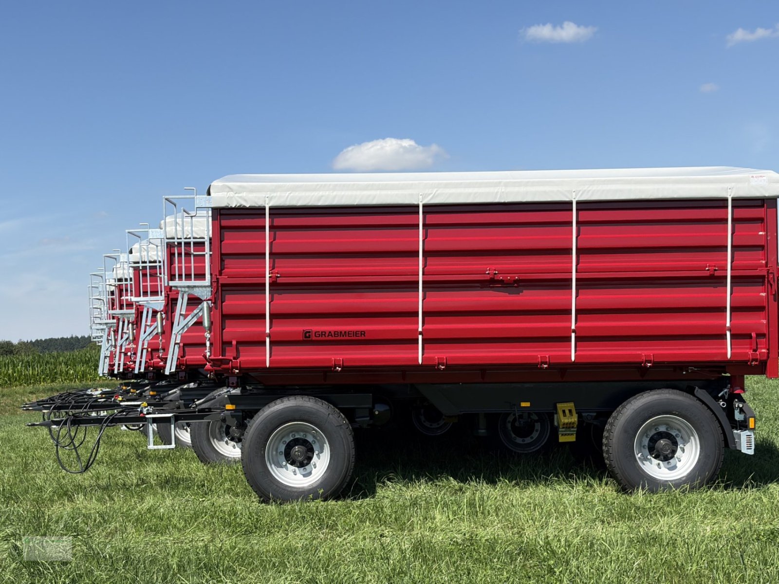 Zweiachskipper des Typs Grabmeier 18 t Zweiachs- Dreseitenkipper, Neumaschine in Reisbach (Bild 3)
