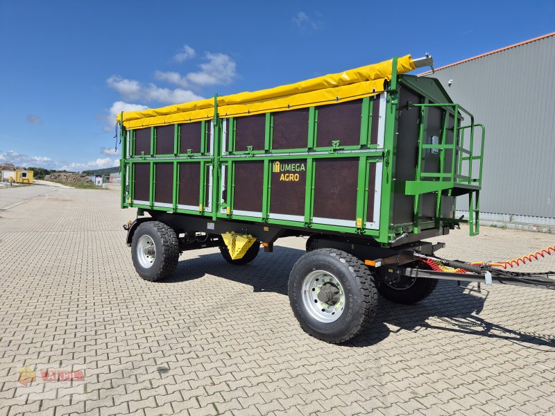 Zweiachskipper des Typs Umega SPP14W, Neumaschine in Neumarkt (Bild 1)