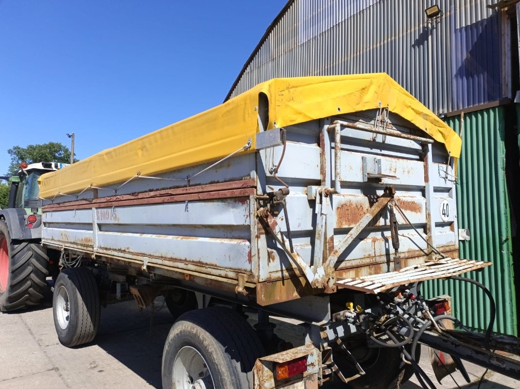 Zweiachskipper des Typs Werdau HW 80.11, Gebrauchtmaschine in Liebenwalde (Bild 3)