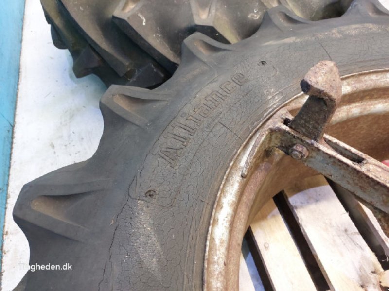 Zwillingsrad typu Alliance 30"   16.9/14-30, Gebrauchtmaschine v Hemmet (Obrázek 11)
