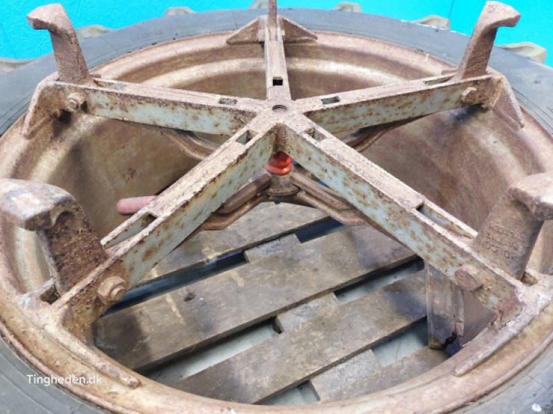 Zwillingsrad typu Alliance 30"   16.9/14-30, Gebrauchtmaschine v Hemmet (Obrázek 15)