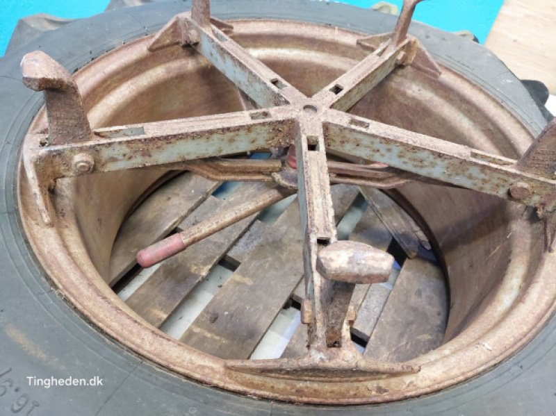 Zwillingsrad typu Alliance 30"   16.9/14-30, Gebrauchtmaschine v Hemmet (Obrázek 16)