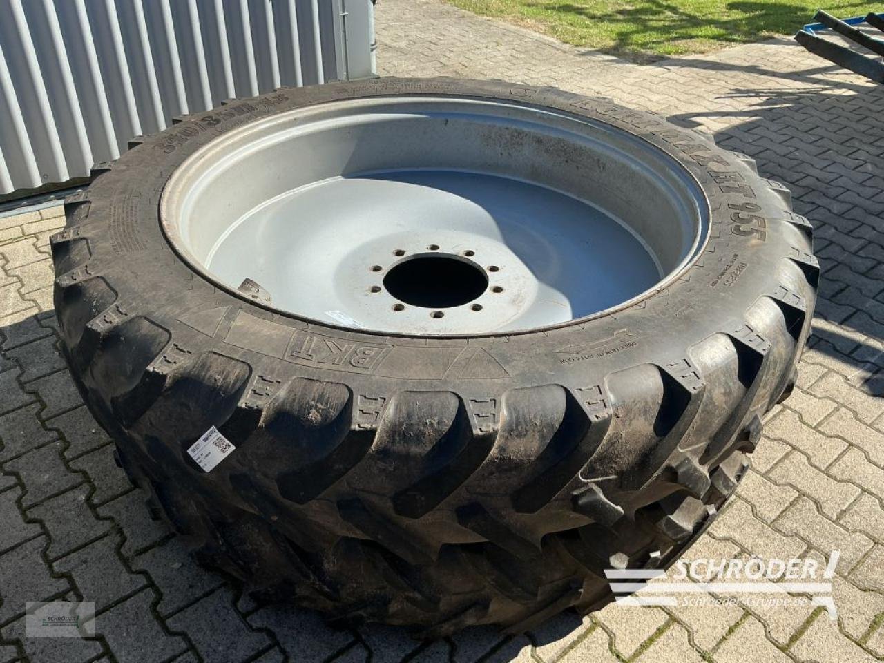 Zwillingsrad типа BKT 2X 340/85 R48 BKT, Gebrauchtmaschine в Lastrup (Фотография 3)