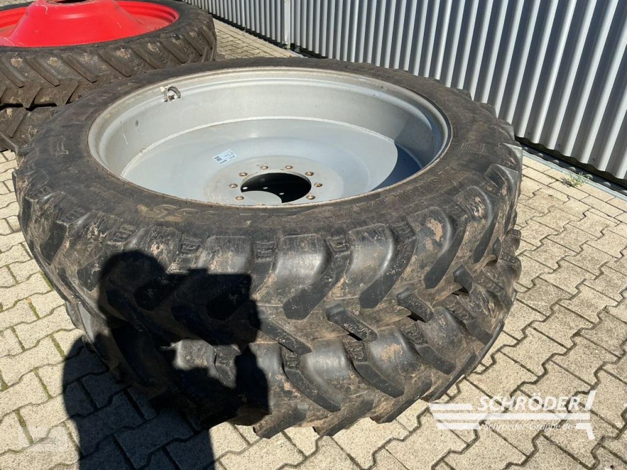 Zwillingsrad типа BKT 2X 340/85 R48 BKT, Gebrauchtmaschine в Lastrup (Фотография 4)