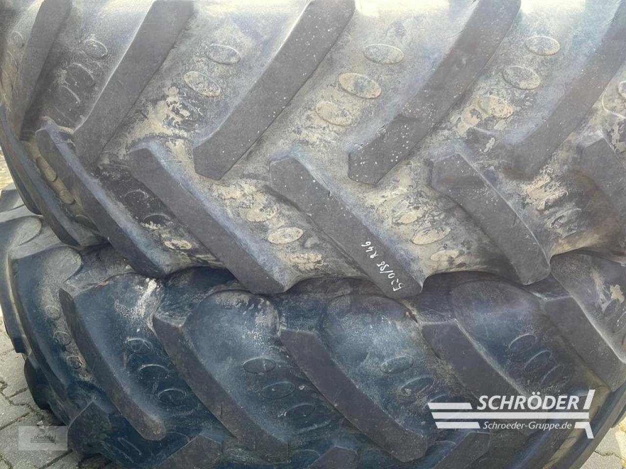 Zwillingsrad des Typs BKT 460/85R34 + 520/85R46, Gebrauchtmaschine in Westerstede (Bild 6)