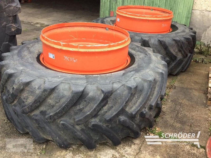 Zwillingsrad del tipo BKT ZWILLINGSRÄDER 710/75 R42 + VERSCHLÜSSE, Gebrauchtmaschine In Penzlin