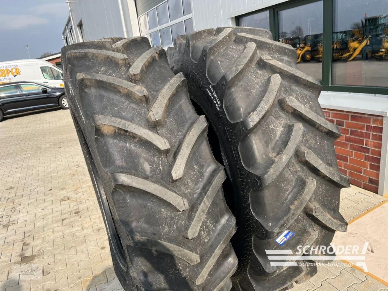 Zwillingsrad typu Ceat 520/85 R42, Neumaschine v Wildeshausen (Obrázek 3)