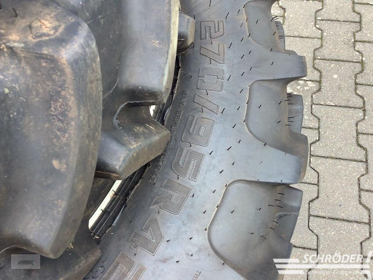 Zwillingsrad typu Ceat PFLEGERÄDER 280/85 R28 + 270/95 R42, Neumaschine v Schwarmstedt (Obrázek 3)