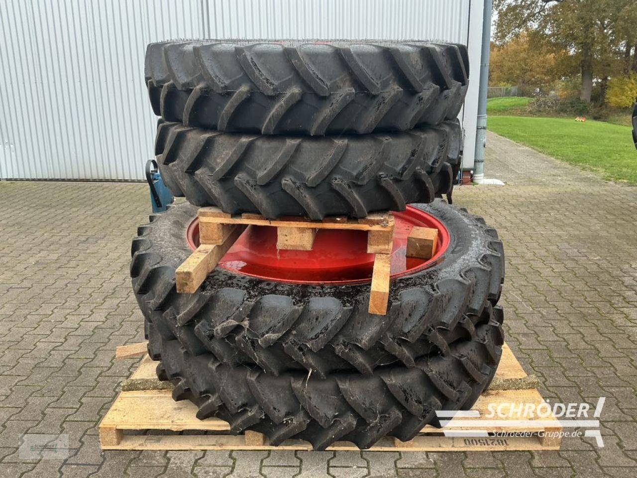 Zwillingsrad типа CLAAS PFLEGEBEREIFUNG 320/85 R36 / 320/85 R50, Gebrauchtmaschine в Lastrup (Фотография 1)