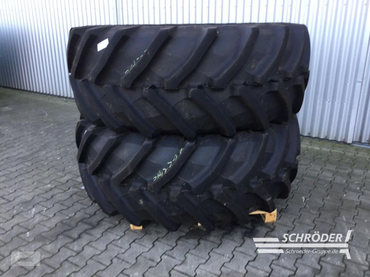 Zwillingsrad des Typs Deutz-Fahr 2X KOMPLETTRÄDER 710/70 R42 TRELLEBORG, Gebrauchtmaschine in Wildeshausen (Bild 4)