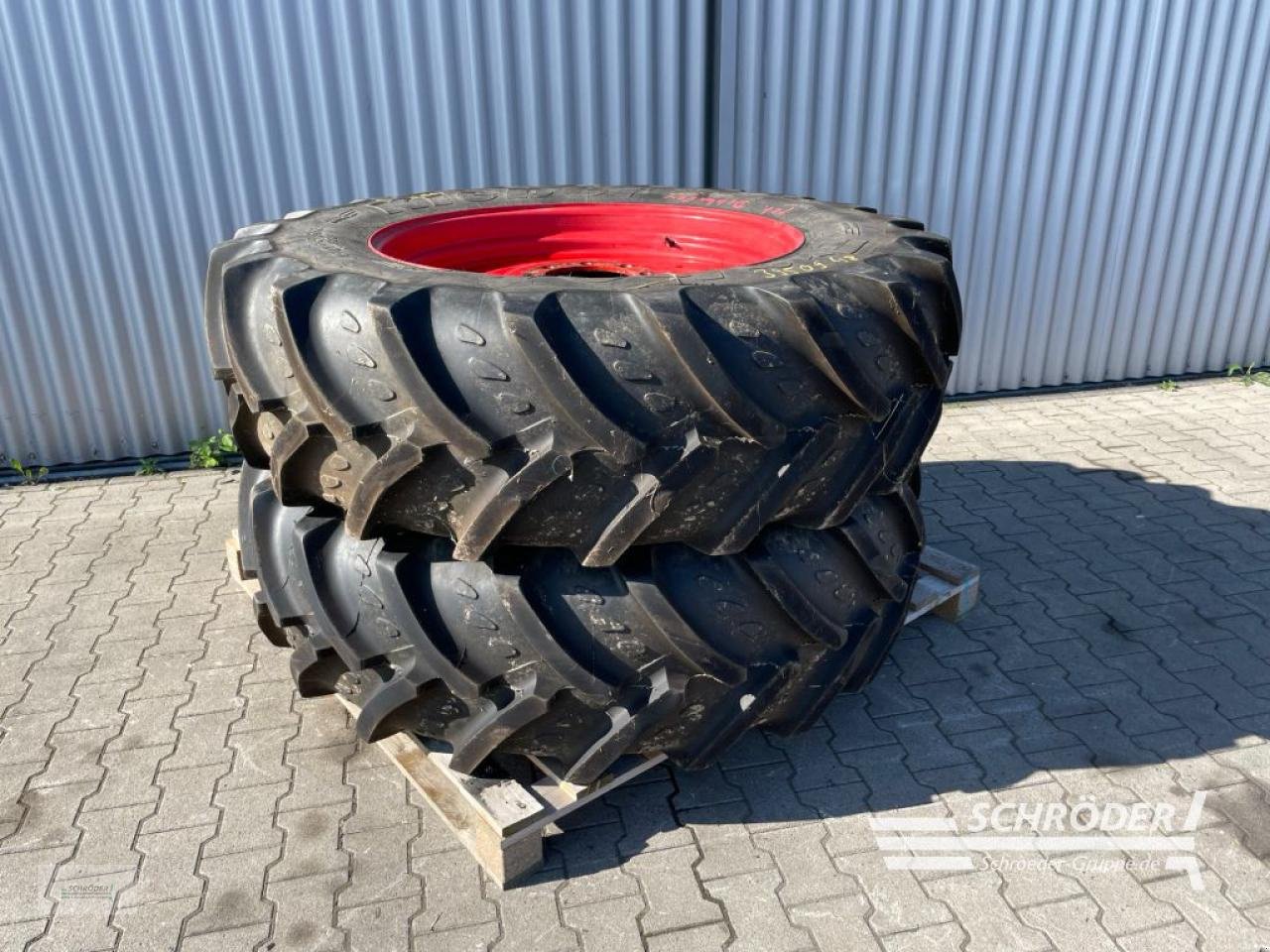 Zwillingsrad типа Deutz-Fahr PFLEGERÄDER 320/90 R32 + 380/90 R46, Gebrauchtmaschine в Wildeshausen (Фотография 14)