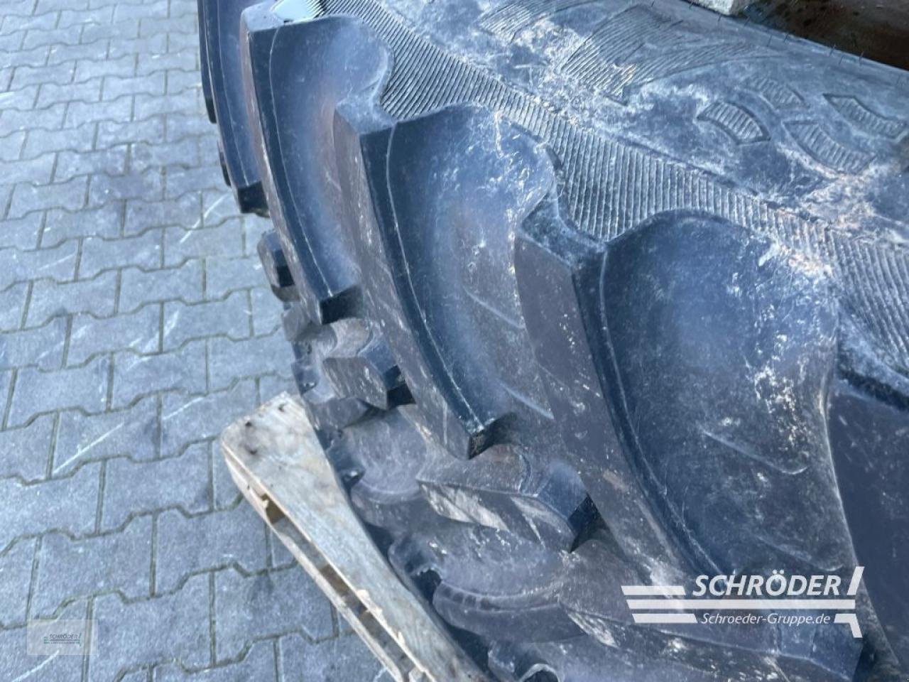 Zwillingsrad του τύπου Deutz-Fahr PFLEGERÄDER 380/80 R38 + 420/95 R50, Gebrauchtmaschine σε Wildeshausen (Φωτογραφία 11)