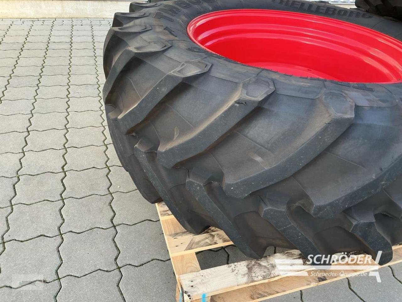 Zwillingsrad του τύπου Fendt 2X 650/65 R42 TRELLEBORG, Gebrauchtmaschine σε Hemmoor (Φωτογραφία 11)